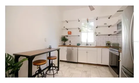 2302 N Morgan Street Tampa FL 33602