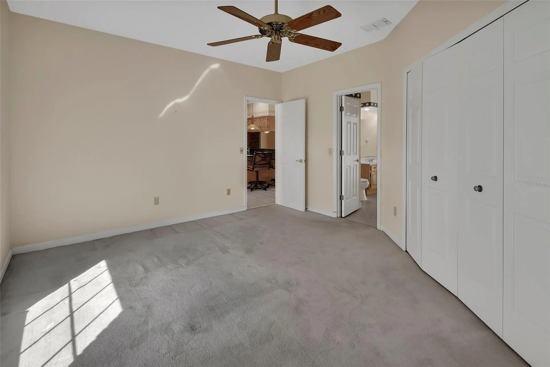 1170 Elkcam Boulevard Deltona FL 32725