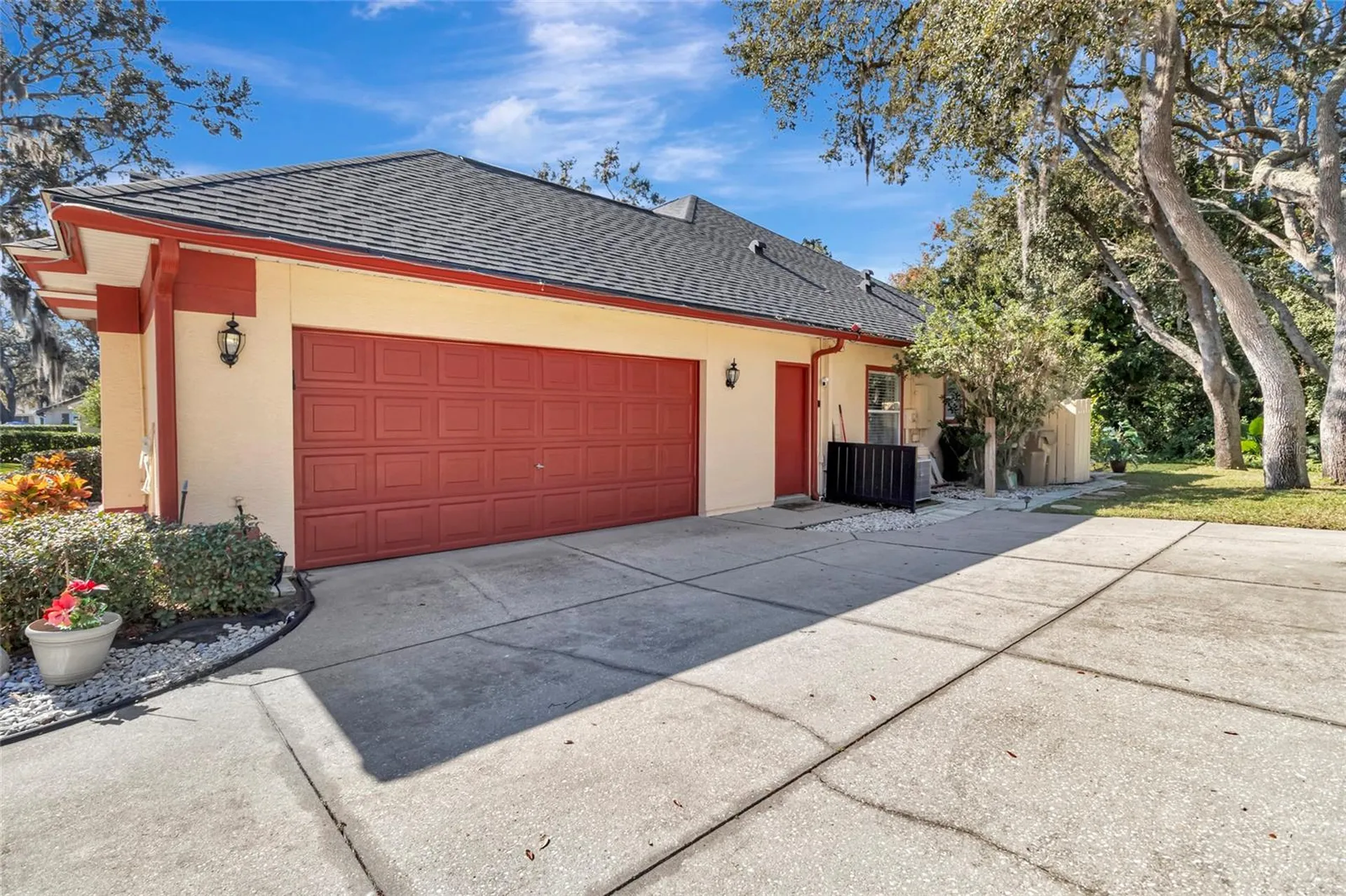 33025 Lake Bend Circle Leesburg FL 34788