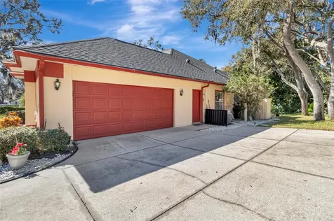 33025 Lake Bend Circle Leesburg FL 34788
