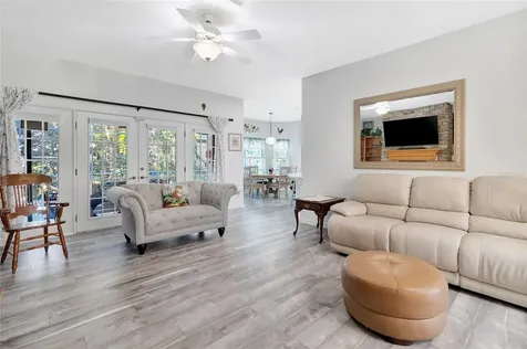33025 Lake Bend Circle Leesburg FL 34788