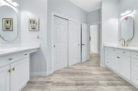 33025 Lake Bend Circle Leesburg FL 34788