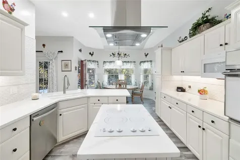 33025 Lake Bend Circle Leesburg FL 34788