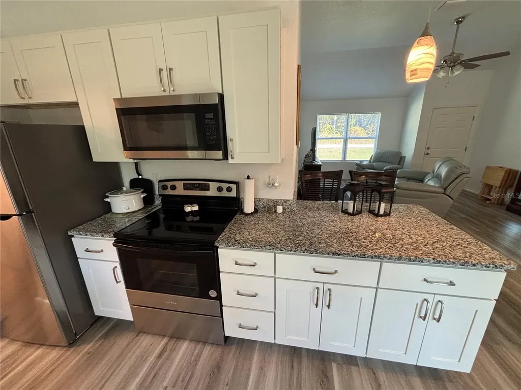 5870 SE 171st Court Ocklawaha FL 32179