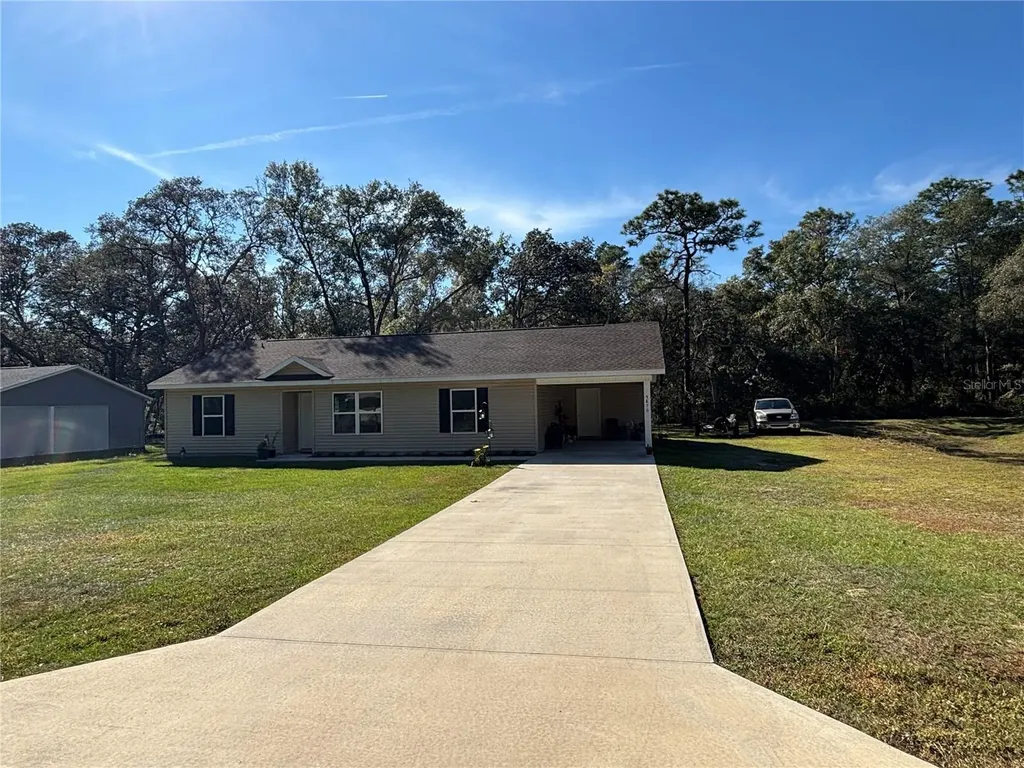 5870 SE 171st Court Ocklawaha FL 32179