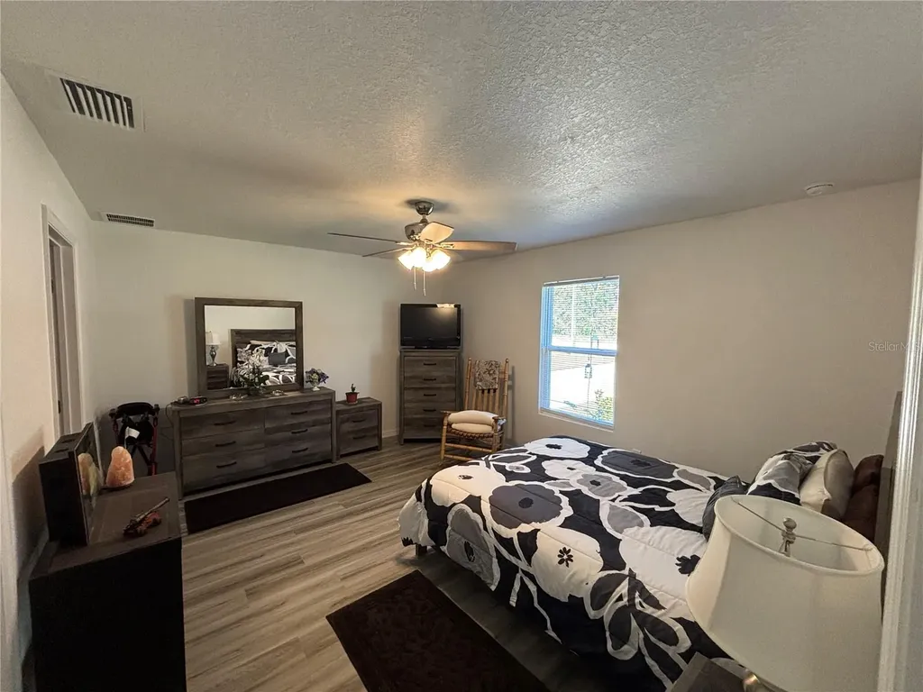 5870 SE 171st Court Ocklawaha FL 32179