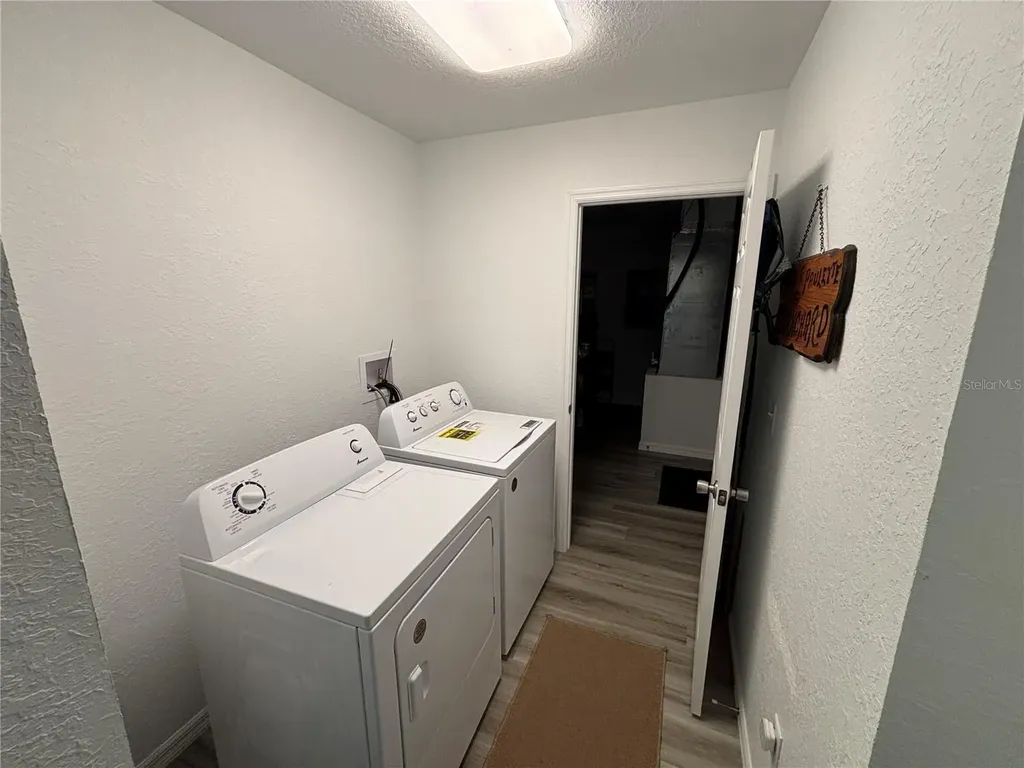 5870 SE 171st Court Ocklawaha FL 32179