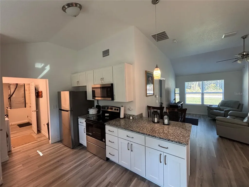 5870 SE 171st Court Ocklawaha FL 32179