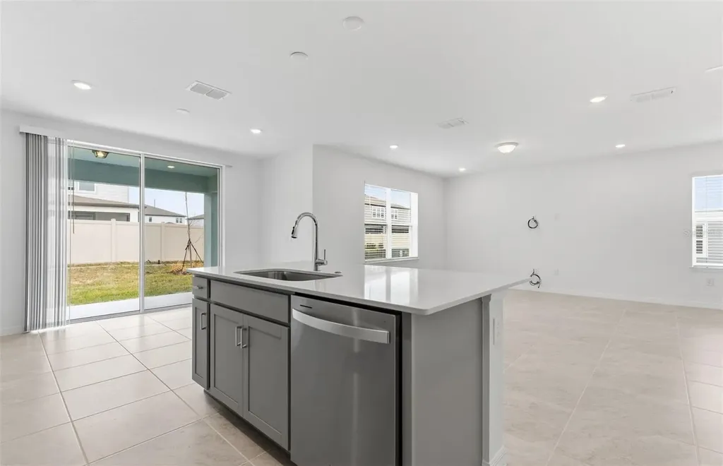1098 Silverlake Boulevard Lake Alfred FL 33850