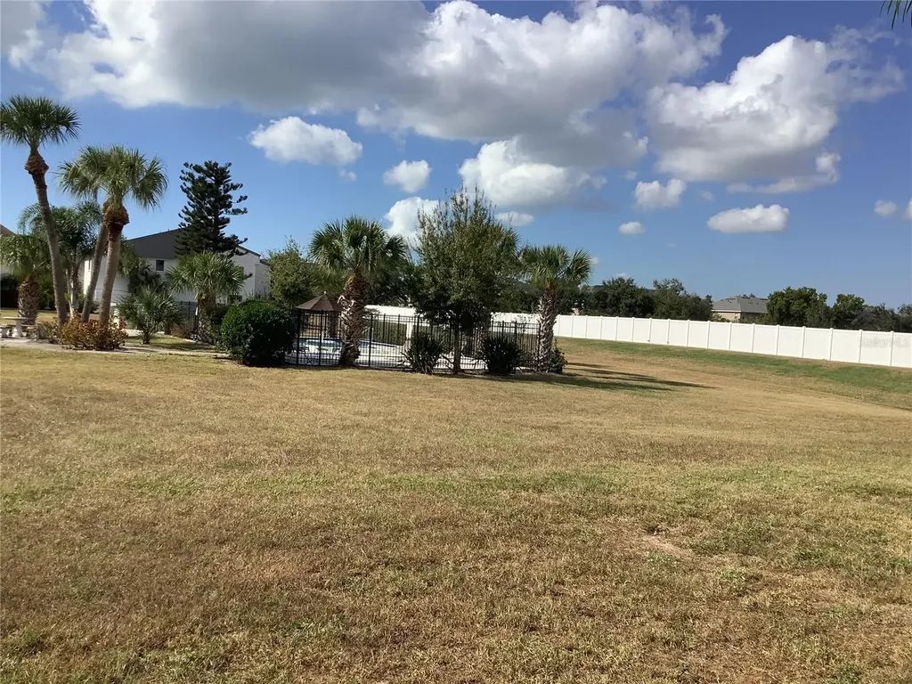 2481 Twin Drive Sarasota FL 34234