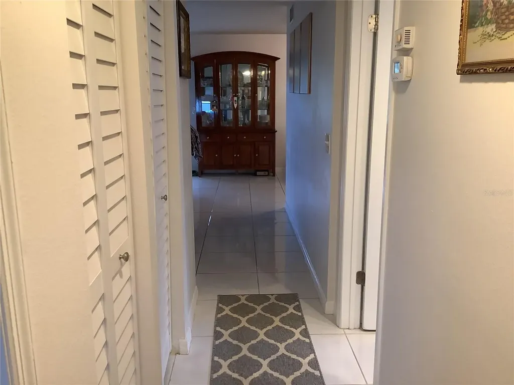 2481 Twin Drive Sarasota FL 34234
