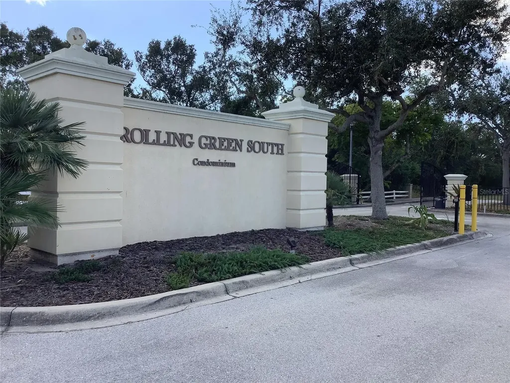 2481 Twin Drive Sarasota FL 34234