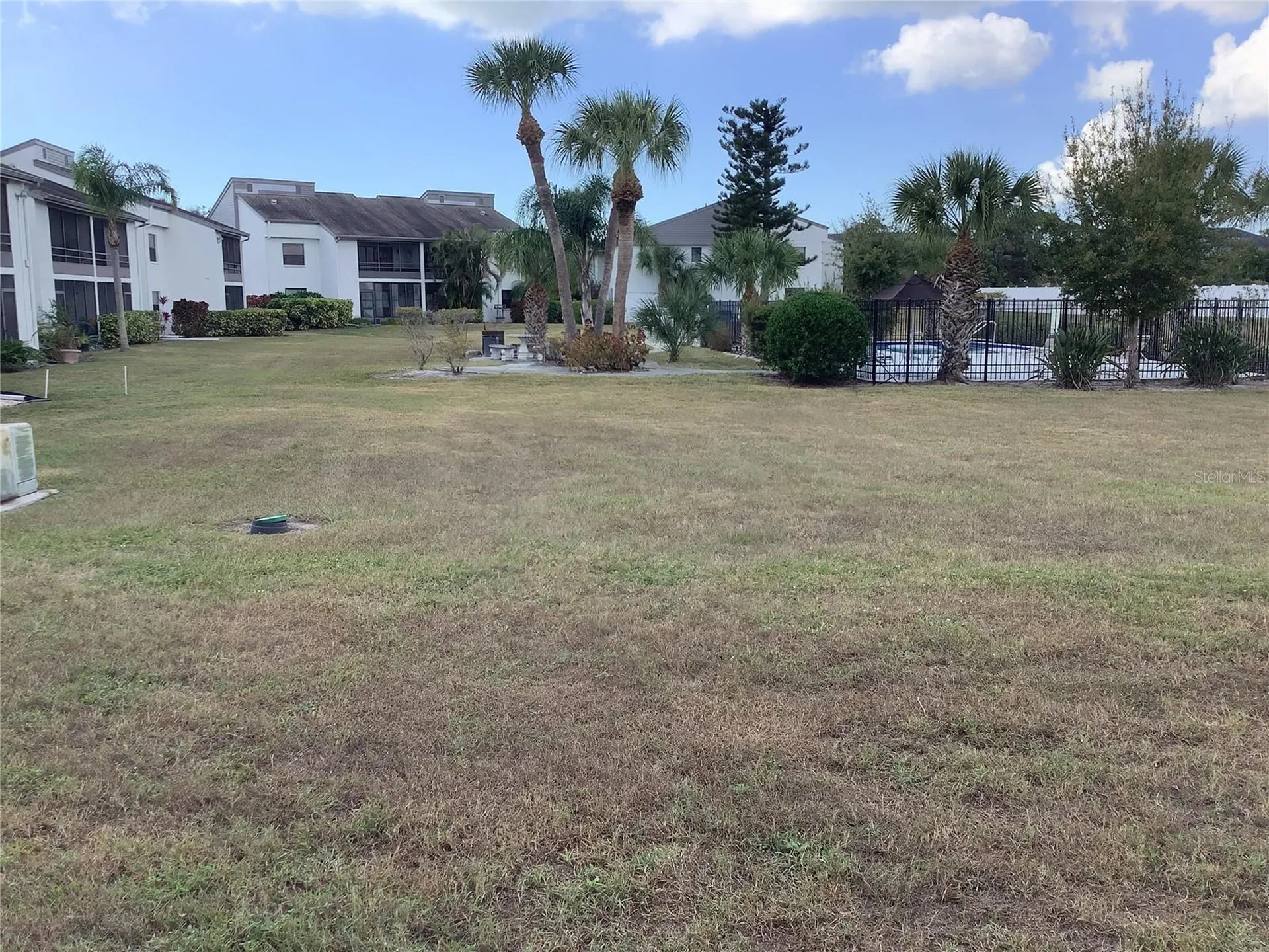 2481 Twin Drive Sarasota FL 34234