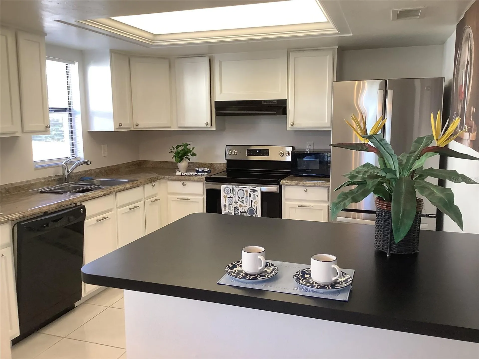 2481 Twin Drive Sarasota FL 34234