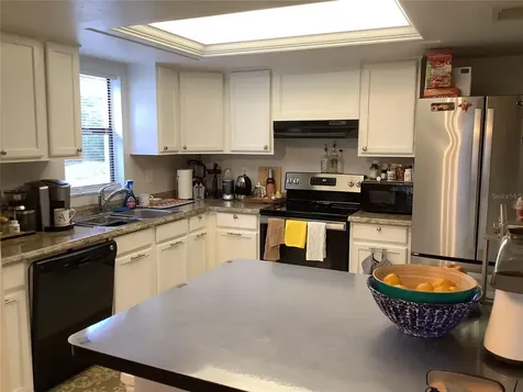 2481 Twin Drive Sarasota FL 34234