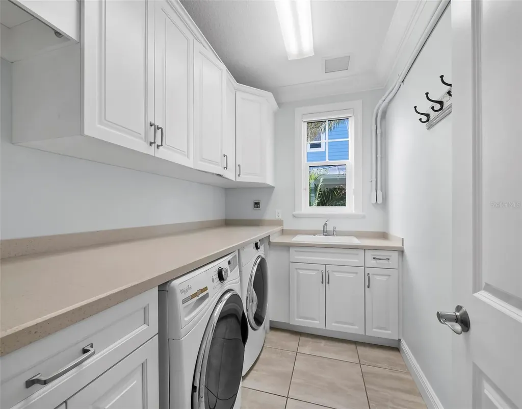 333 Firehouse Court Longboat Key FL 34228