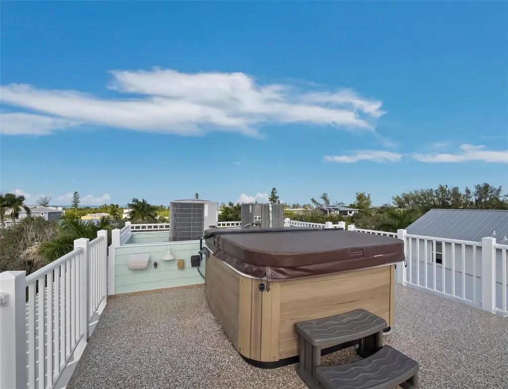 333 Firehouse Court Longboat Key FL 34228