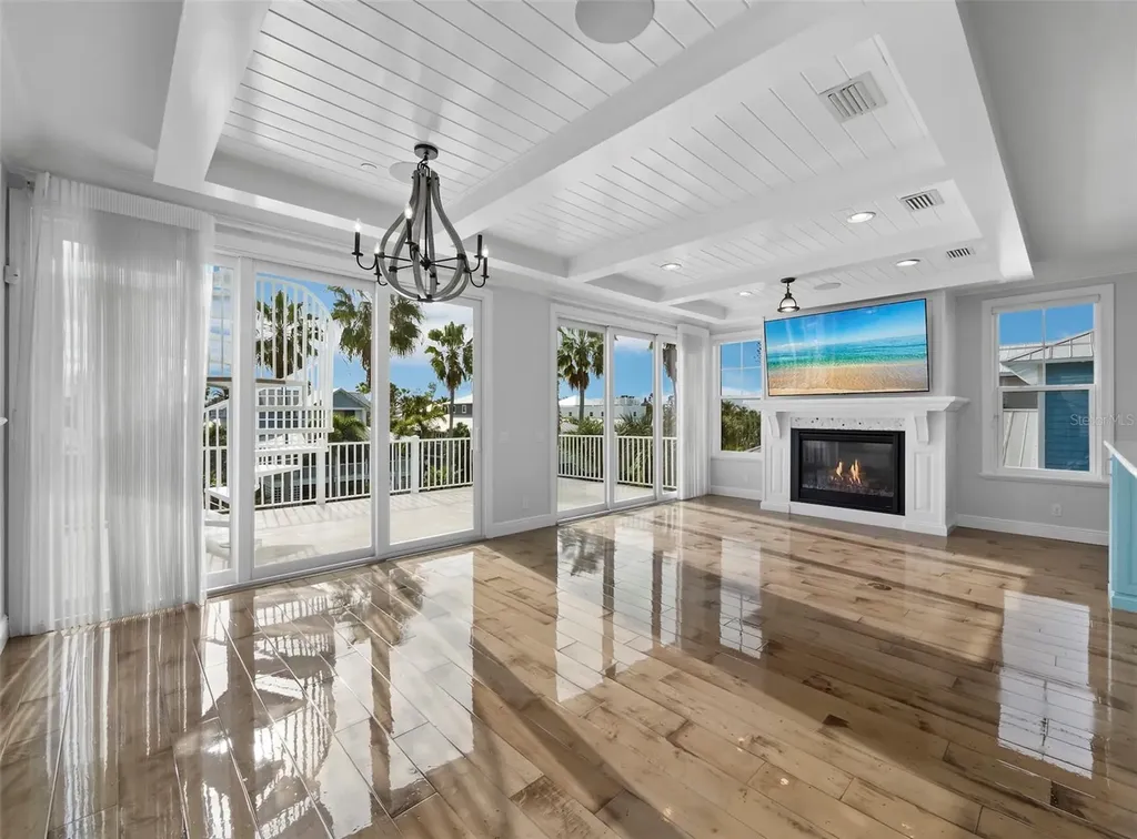 333 Firehouse Court Longboat Key FL 34228