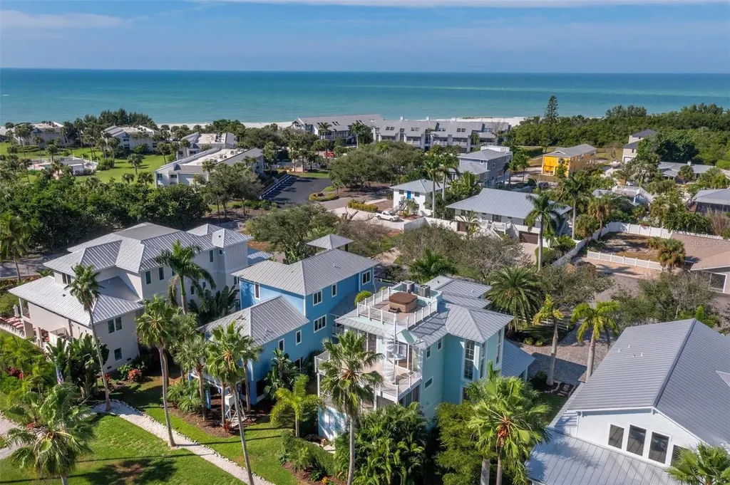 333 Firehouse Court Longboat Key FL 34228