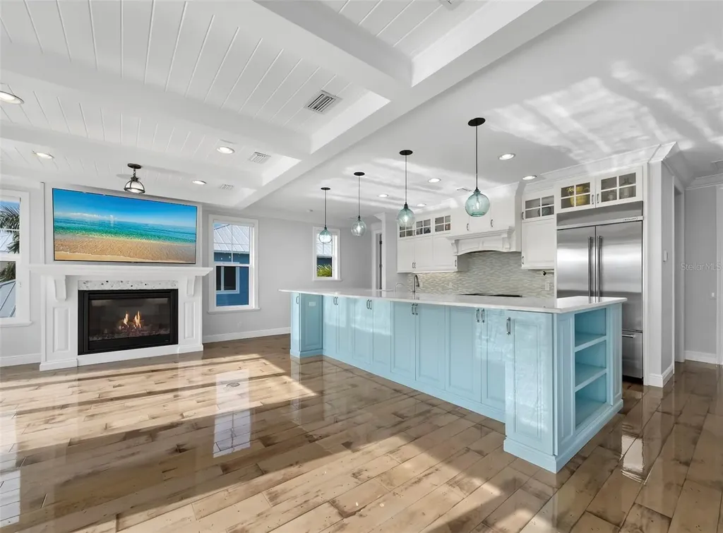 333 Firehouse Court Longboat Key FL 34228