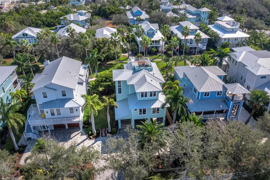 333 Firehouse Court Longboat Key FL 34228