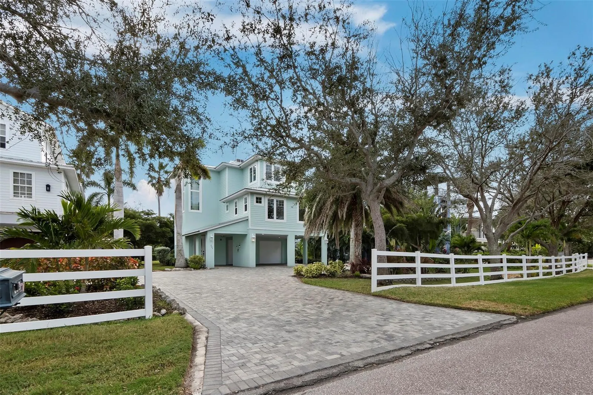 333 Firehouse Court Longboat Key FL 34228