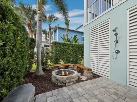 333 Firehouse Court Longboat Key FL 34228
