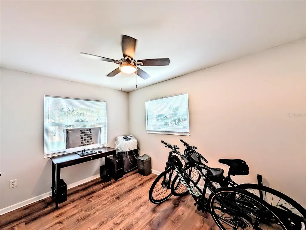 1581 Leisure Drive Bradenton FL 34207