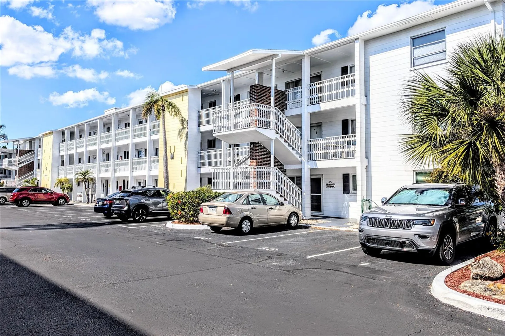 1581 Leisure Drive Bradenton FL 34207