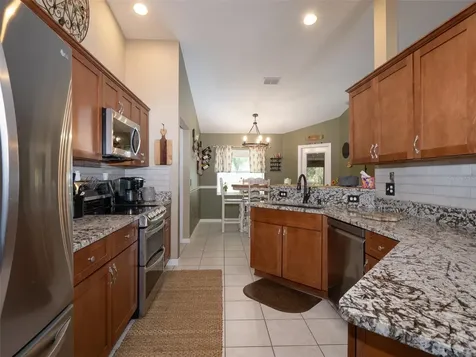 9481 W Highway 316 Reddick FL 32686