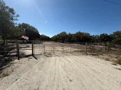 17618 NW 286th Street Okeechobee FL 34972