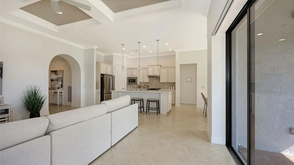 5987 Snowy Egret Drive Sarasota FL 34238