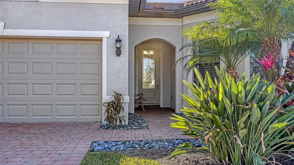 5987 Snowy Egret Drive Sarasota FL 34238