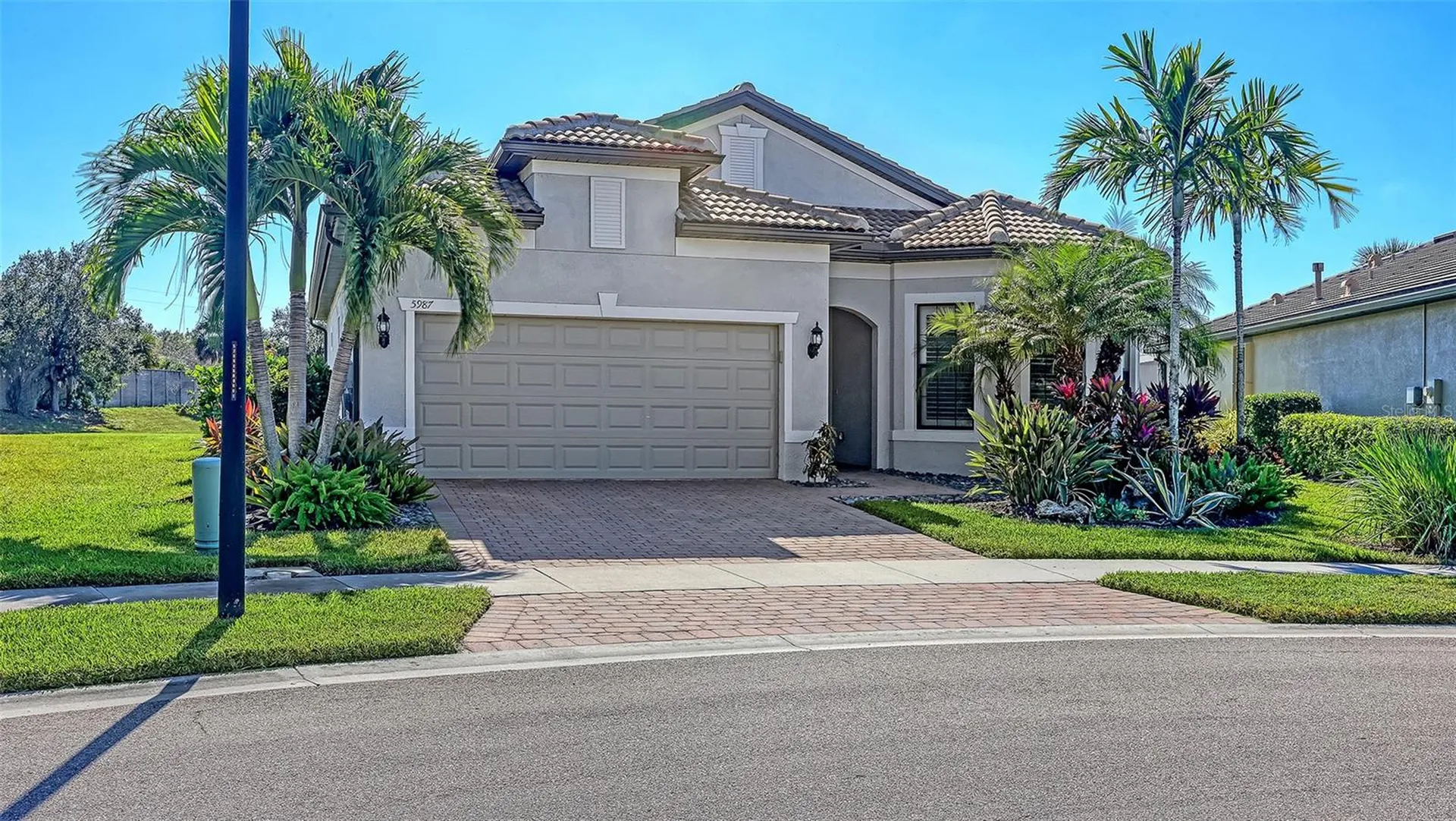 5987 Snowy Egret Drive Sarasota FL 34238