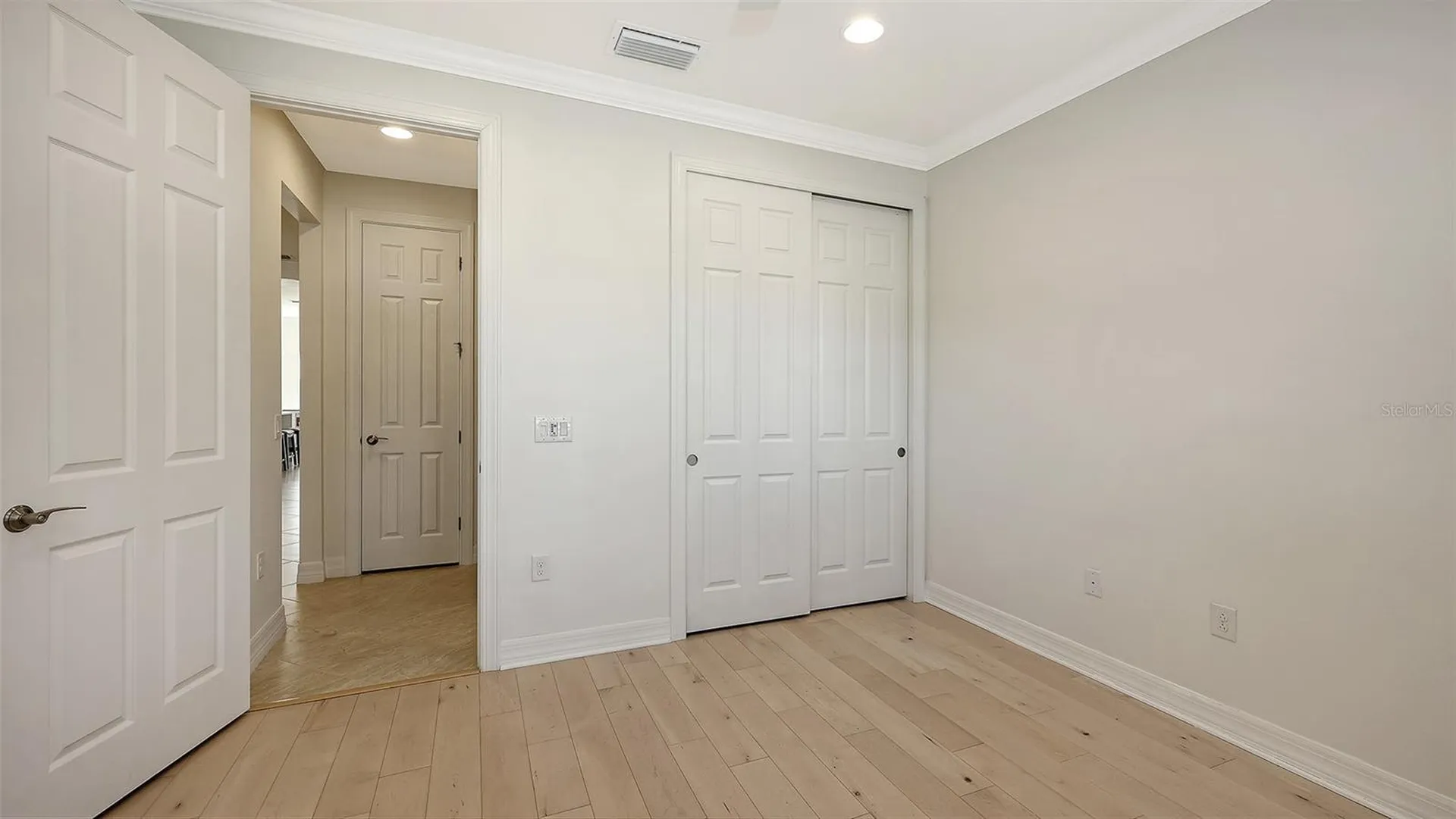 5987 Snowy Egret Drive Sarasota FL 34238