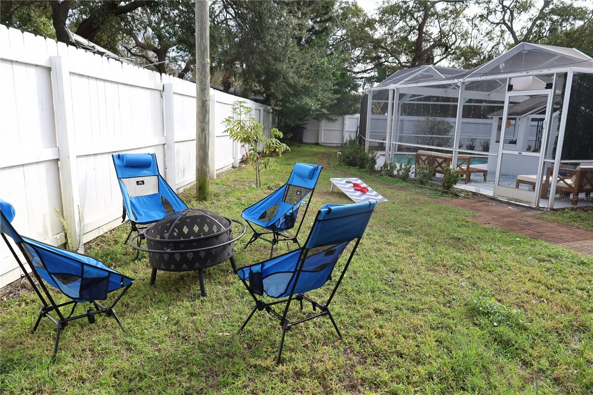 7716 Dartmouth Avenue N St Petersburg FL 33710
