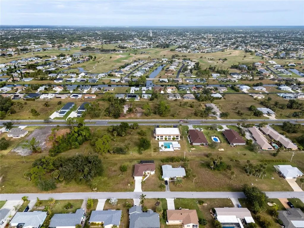 241 Annapolis Lane Rotonda West FL 33947