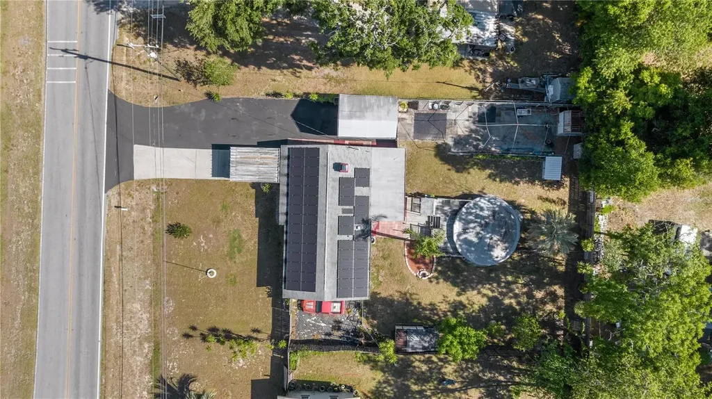 12351 SE Highway 464 Ocklawaha FL 32179