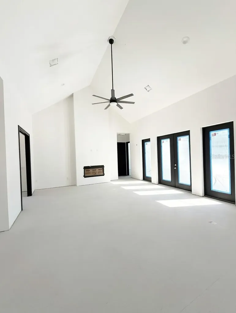 2207 County Road 243e Wildwood FL 34785