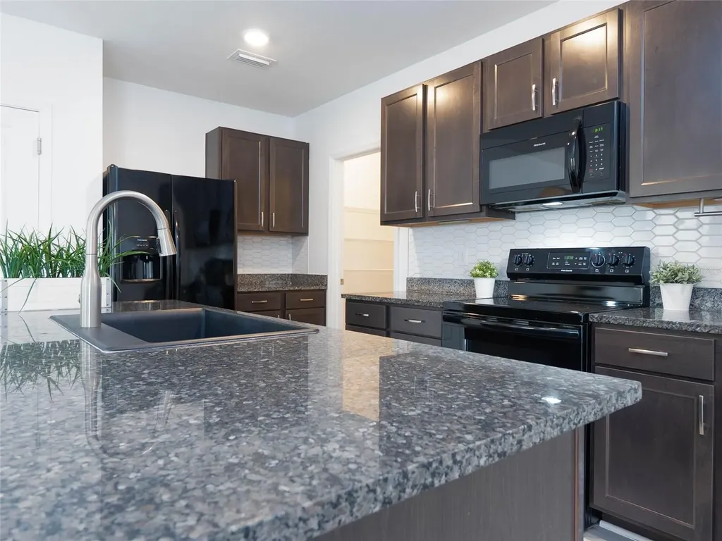 4126 Willow Hammock Drive Palmetto FL 34221