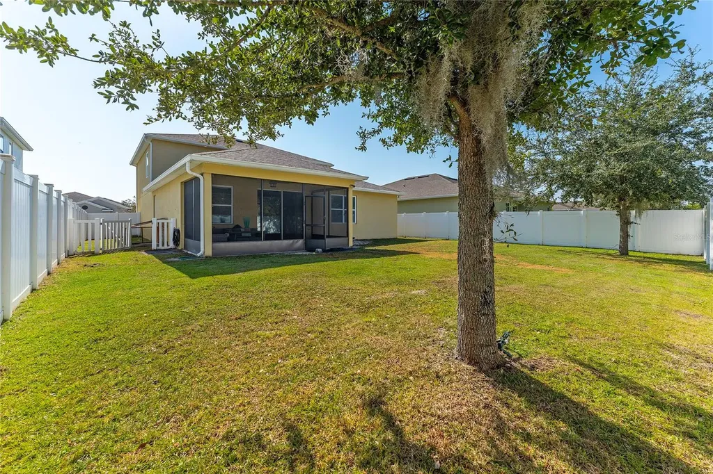 1889 Rustic Falls Drive Kissimmee FL 34744