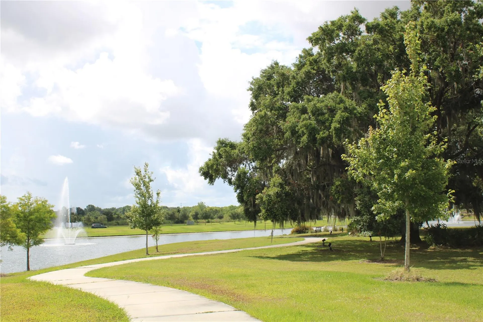 1889 Rustic Falls Drive Kissimmee FL 34744
