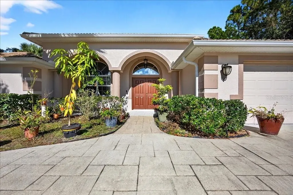 28 Fanshawe Lane Palm Coast FL 32137