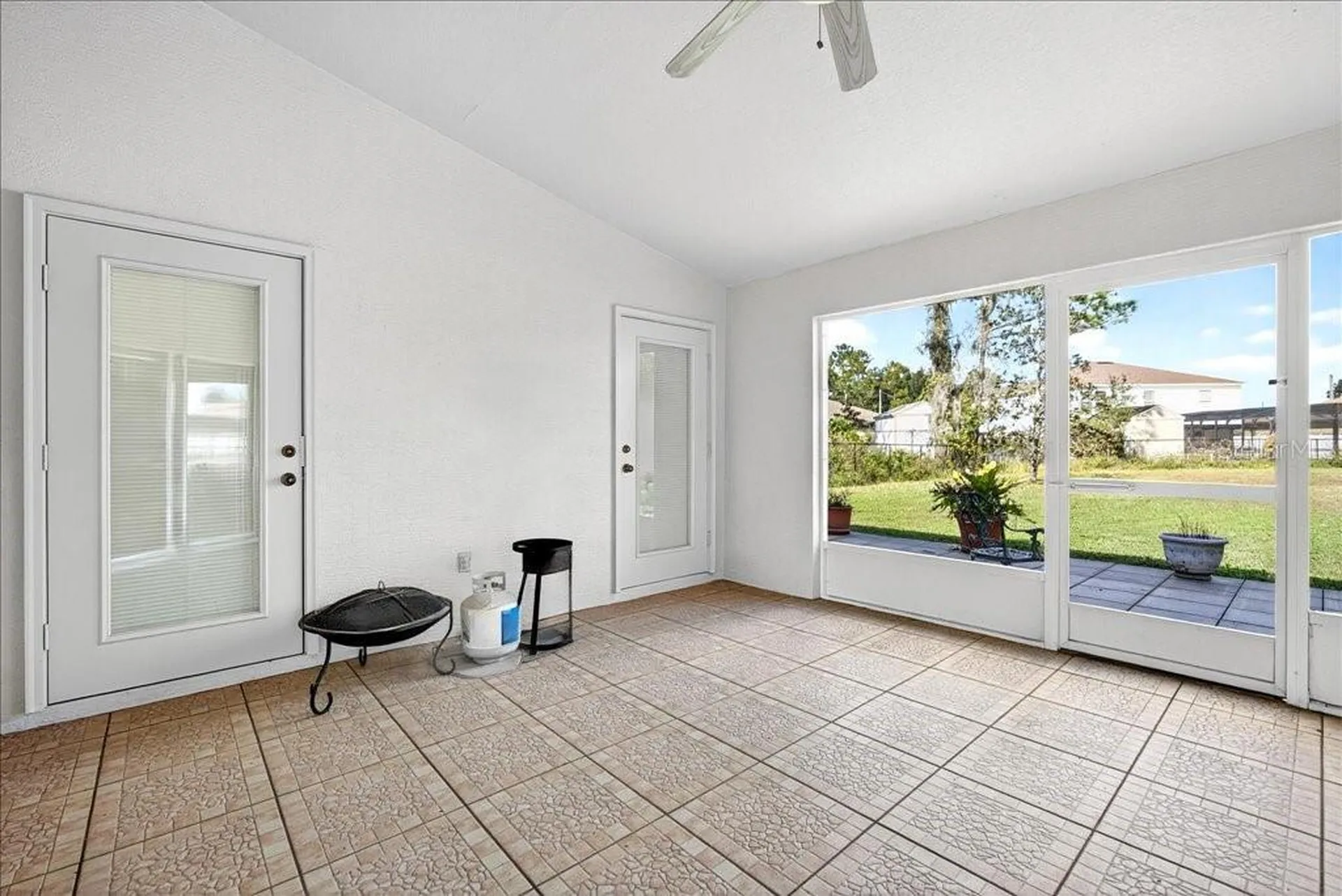 28 Fanshawe Lane Palm Coast FL 32137
