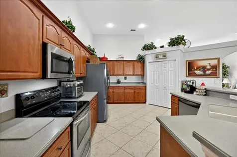 28 Fanshawe Lane Palm Coast FL 32137
