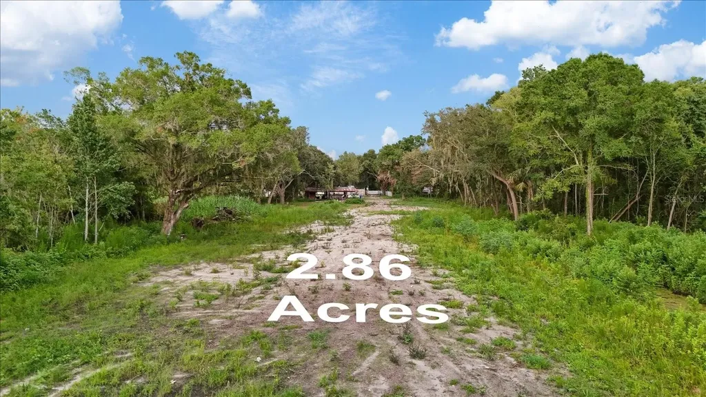 2102 Sydney Dover Road Dover FL 33527