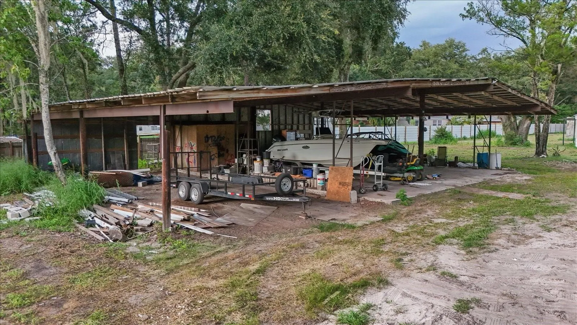 2102 Sydney Dover Road Dover FL 33527