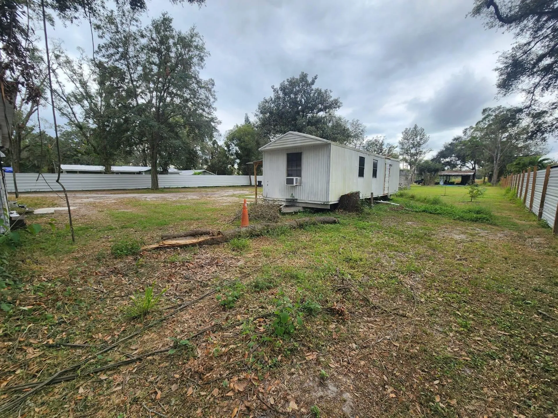 2102 Sydney Dover Road Dover FL 33527