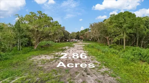2102 Sydney Dover Road Dover FL 33527