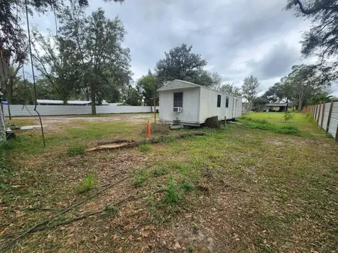 2102 Sydney Dover Road Dover FL 33527